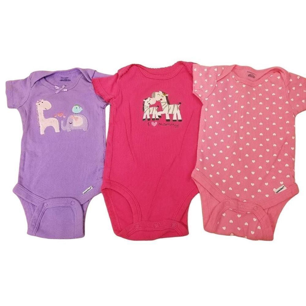 3 Onesies 0-3 months